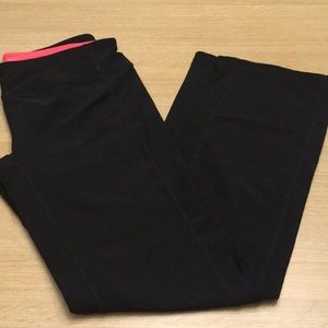 Layer 8 Black Qwick-Dry Pants. Size M